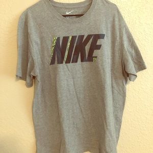 Nike t shirt